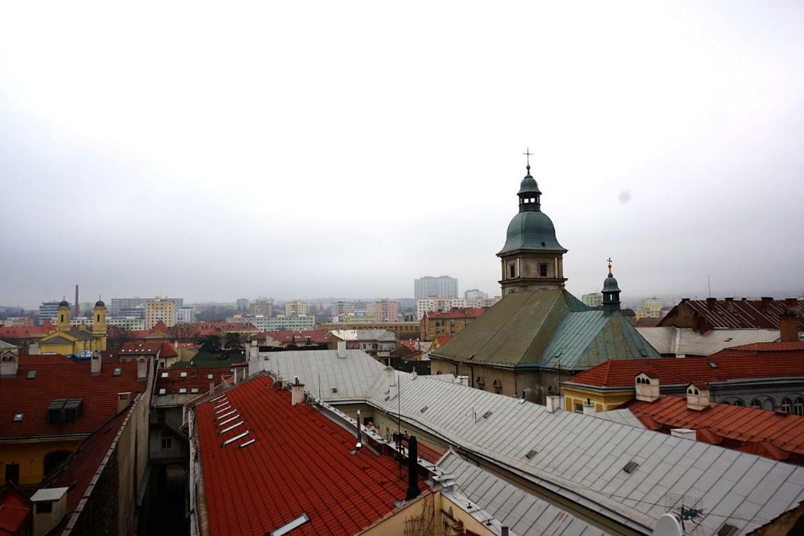 Apartamento Luxury Oldtown Loft 320M2 On Hlavna Street Košice Exterior foto